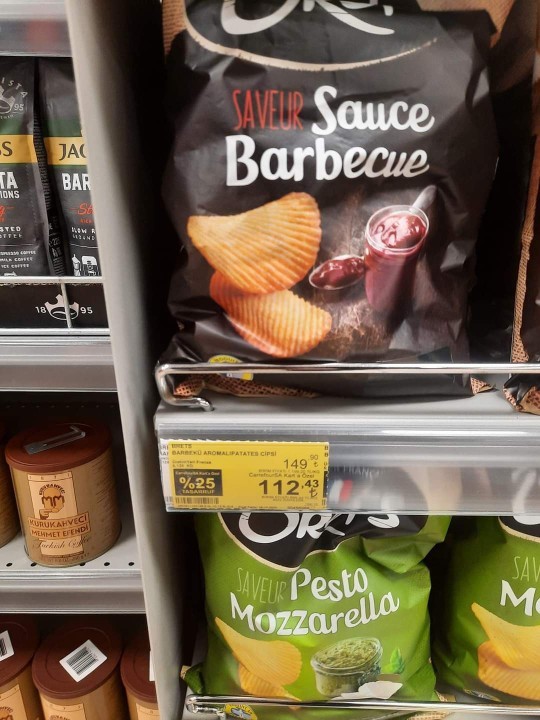 Bu cips niye bu kadar pahalı yoksa ben mi fakirim yiyen var mı bunu?