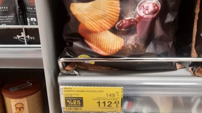 Bu cips niye bu kadar pahalı yoksa ben mi fakirim yiyen var mı bunu?