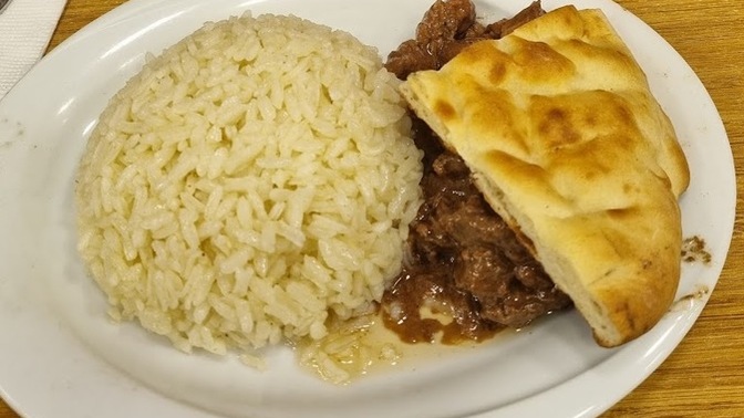 Kavurmaya en çok pilav yakışıyor! Peki pirinç mi yoksa bulgur mu senin favorin?