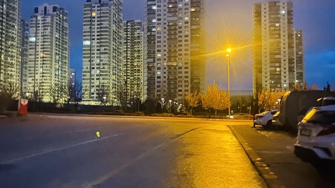 Gün aymadan işe gidenler burada mı?