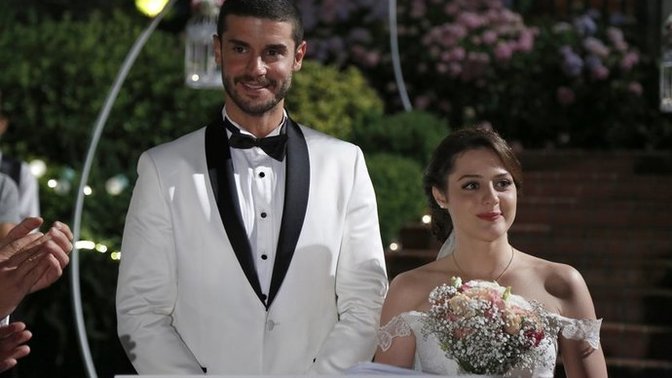Bu devirde evlilik için 400 bin TL bulmak mı daha zor yoksa evlilik için doğru insanı bulmak mı?