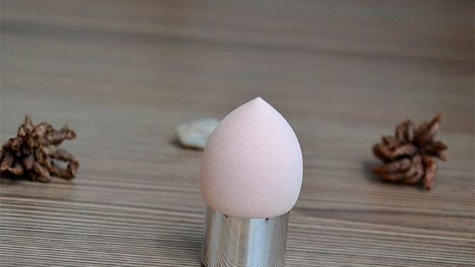 Makyaj süngerlerini temizlemek terapi gibi değil mi?