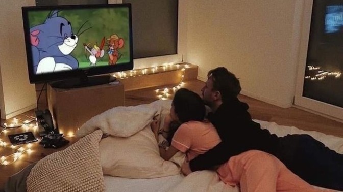 Eşiniz/Sevgiliniz ile çizgi film izler misiniz?