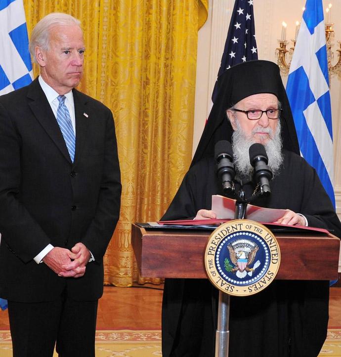 Amerikayı yahudiler yönetmiyor yahudilerin desteğini kaybetmek istemiyorlar fark bu sizce?