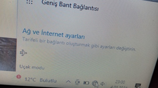Bilgisayarım wifi tuşu yok oluyor ve internete bağlanamıyorum?