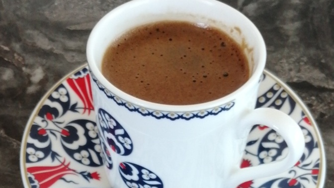 Kahve içmeyi seviyor musun?