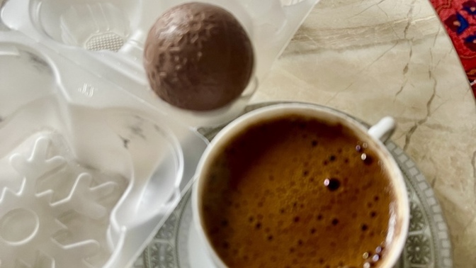 Kahvenin ☕️ yanında genelde ne tercih ediyorsun?