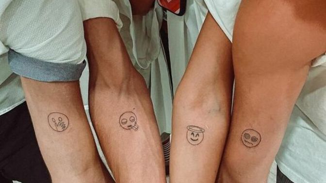 En son kullandığınız emojiyi dövme yaptırır mıydınız?