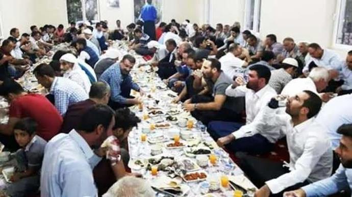 Cenaze evinde yemek dağıtılmalı mı?