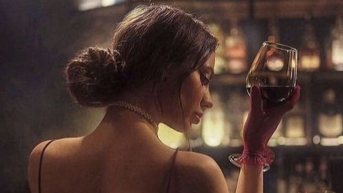 Kimsenin elde edemediği o kadını/erkeği elde etmek için uğraşır mısın?