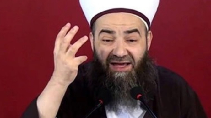 Cübbeli Hoca hakkında kötü konuşanlar cehenneme gitmekten korkmuyorlar mı?