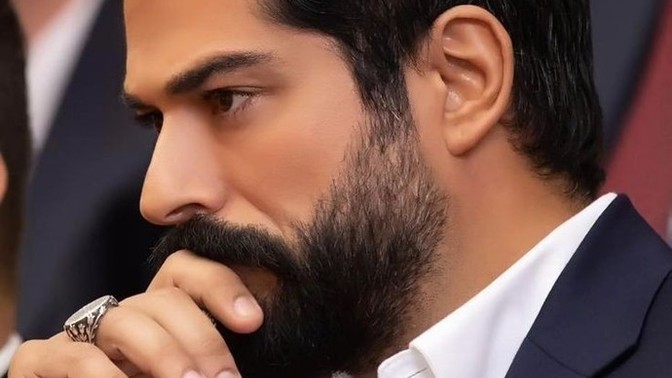 Erkeklerin yüzük, bileklik, kolye takmaları konusunda ne düşünüyorsunuz?