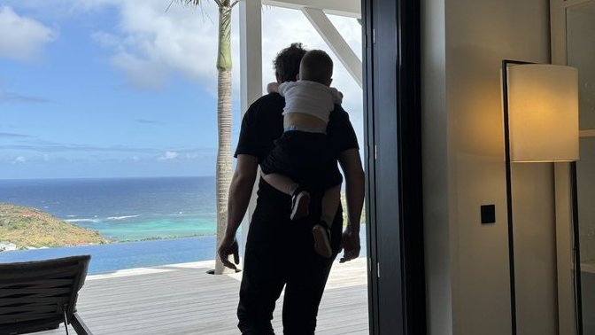 Elon Musk evinden bir görüntü paylaştı! Evinizin nasıl bir manzarası olsun isterdiniz?