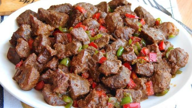 Ciğer sotenin yanına hangi yemek iyi gider?