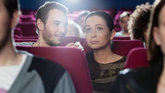 Dizi / film izlerken ağlar mısınız?