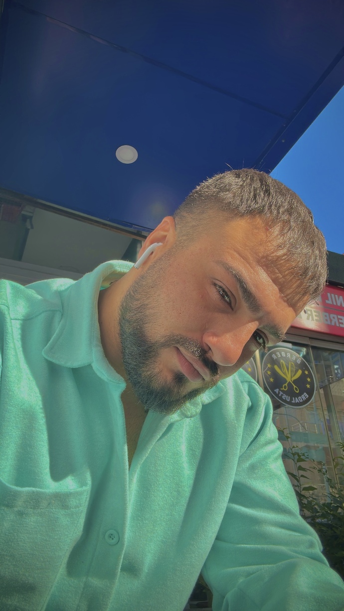 Saçlarımı uzatmalı mı, kestirmeli mi💈💇🏾‍♂️?