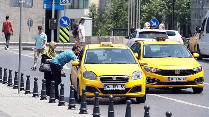 İstanbul'da bir yılda 72 bin taksi şikayeti yapılmış. Sizin taksiciler hakkında şikayetiniz var mı?