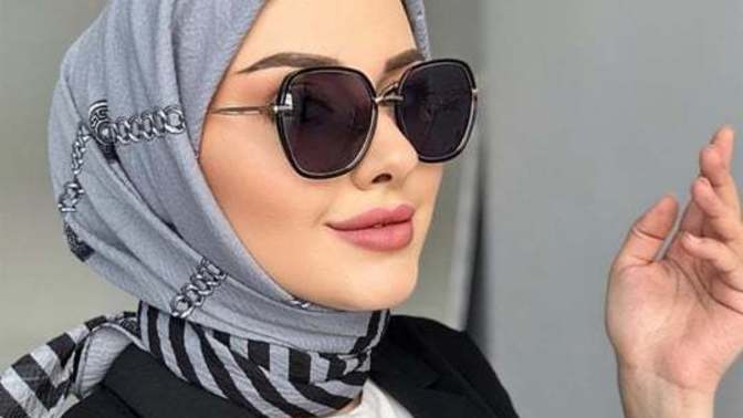 Eşarplardan hangisi daha güzel?