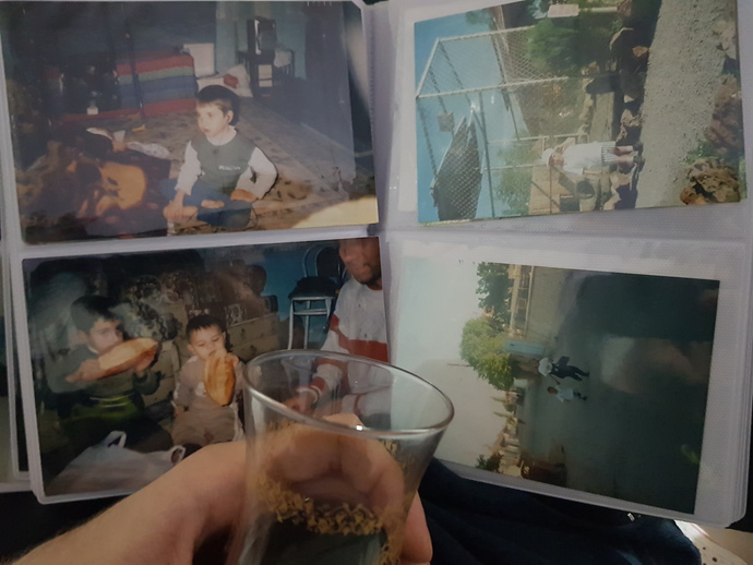 Bebeklik fotoğrafınız var mı?
