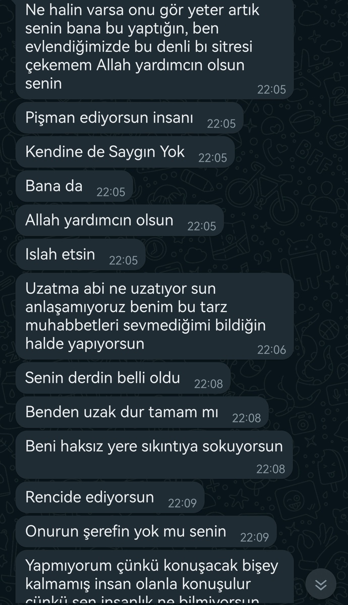 (ahlaksız dediğim annesi) Konuşmaları yorumlayıp eleştirmeden akıl verebilecek var mı?