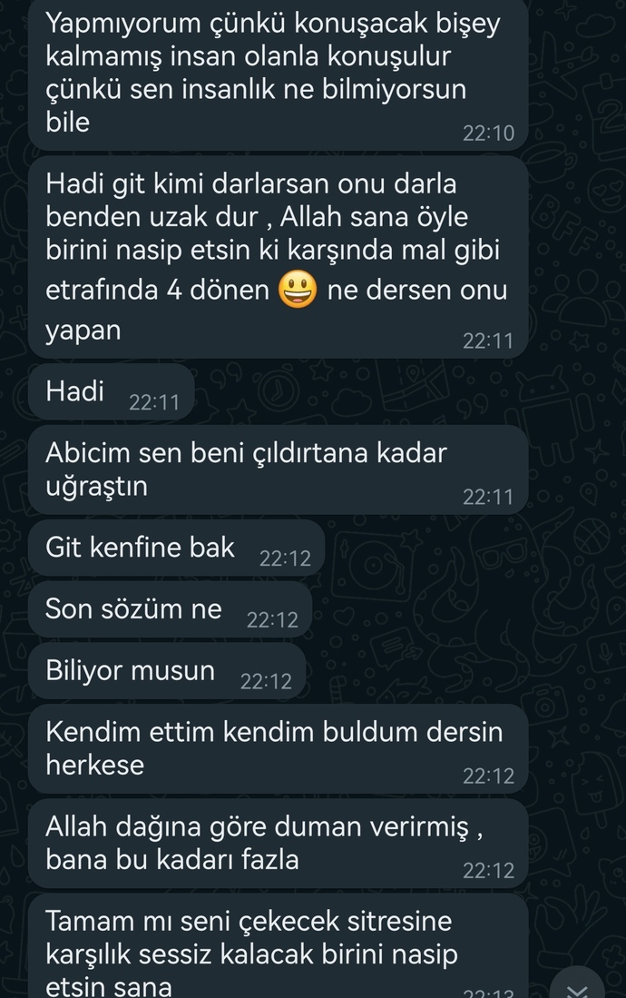 (ahlaksız dediğim annesi) Konuşmaları yorumlayıp eleştirmeden akıl verebilecek var mı?