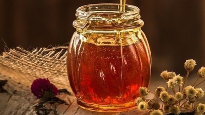 Balı, kaymakla mı yoksa tereyağıyla mı seversiniz?
