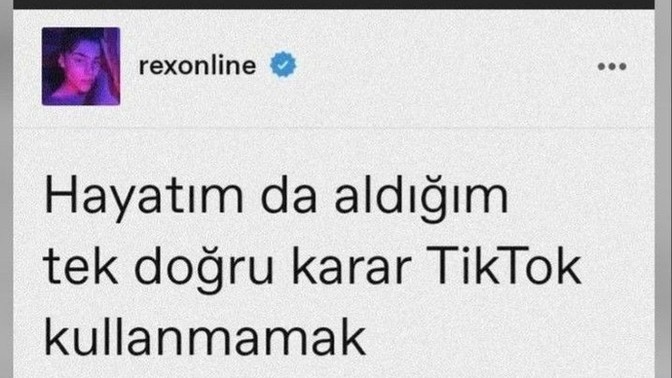 Neredeyse herkesin kullandığı ama sizin kullanmadığınız sosyal medya platformu var mı?