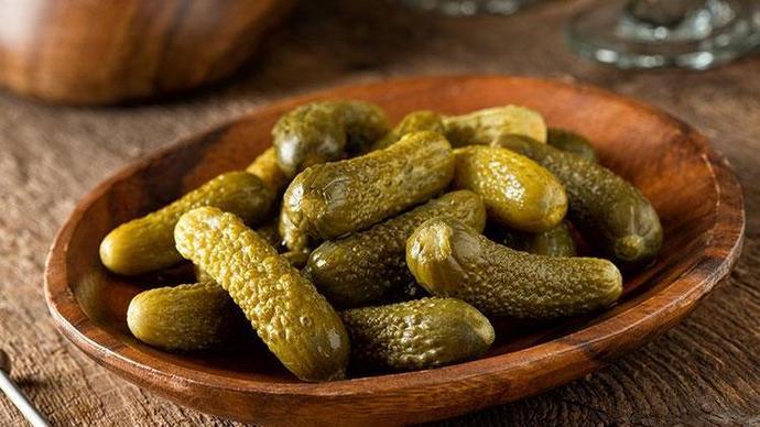Salatalık turşusu mu yoksa biber turşusu mu tercih edersin?
