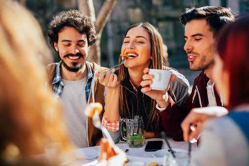 Arkadaşlarınla birlikte en çok yediğin fastfood nedir?