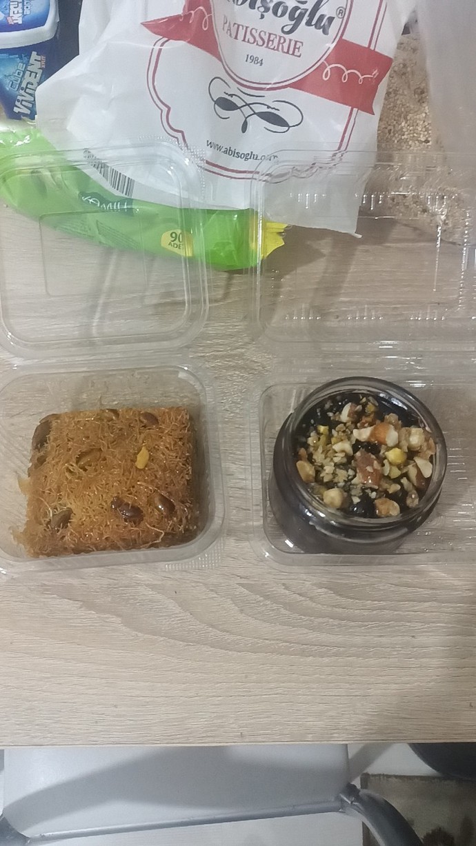 Sütlü tatlılar mı yoksa şerbetli tatlılar mı?