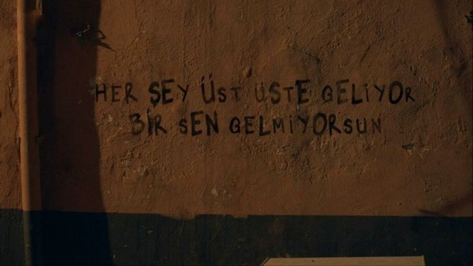Nereyesun ay yüzlüm