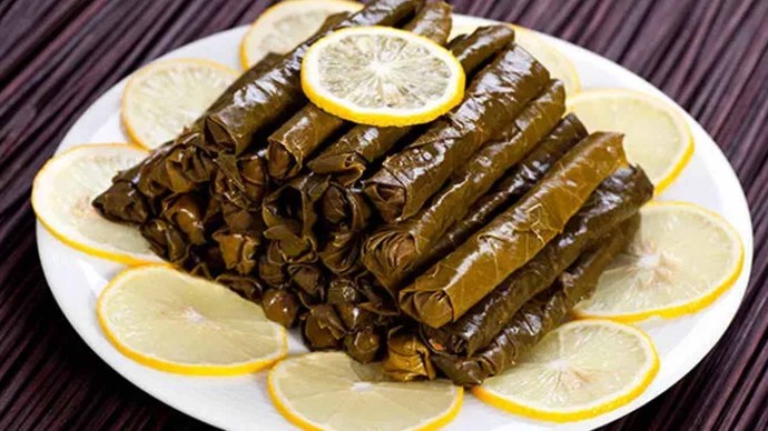 Yaprak sarması mı yoksa biber dolması mı?