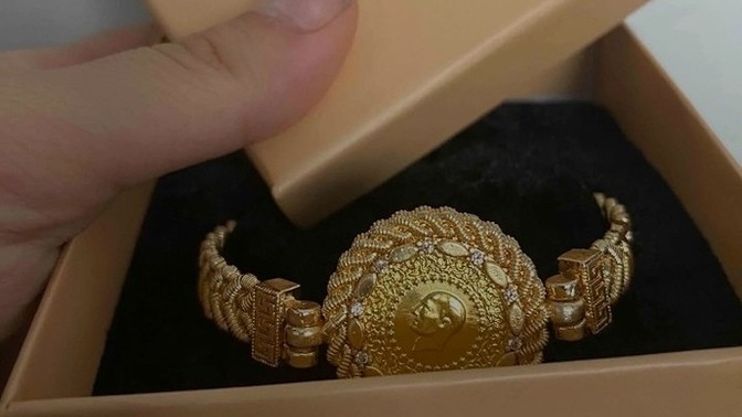 Kız arkadaşıma doğum günü hediyesi aldım, nasıl sizce?