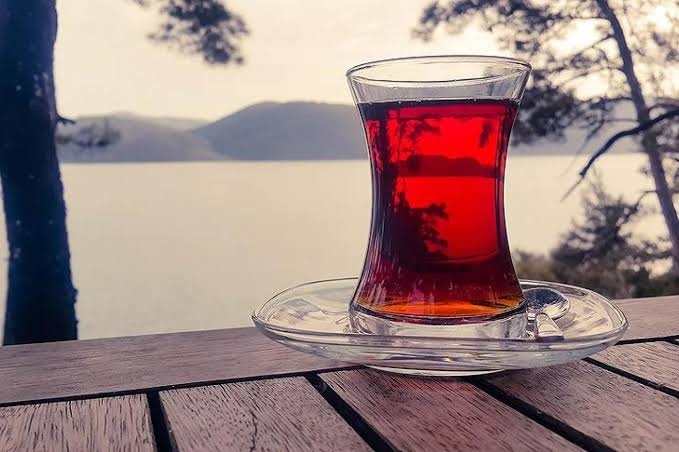 Sabahları ayılmanızı sağlayan durum/içecek hangisidir?