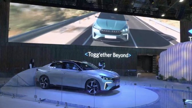 Togg’un sedan modeli T10F’i tanıtıldı. Togg almayı düşünüyor musunuz?