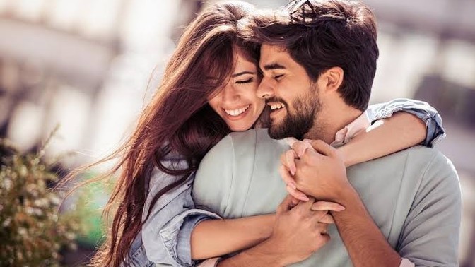 Seni bulutlara çıkaracak, mutluluğa doyuracak birini buldun mu?