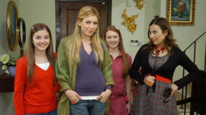 Çocukluğumuza ışınlanalım ✨ İzlemeyi en sevdiğin dizi hangisiydi?