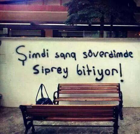 Beğendiğiniz duvar yazıları var mı?