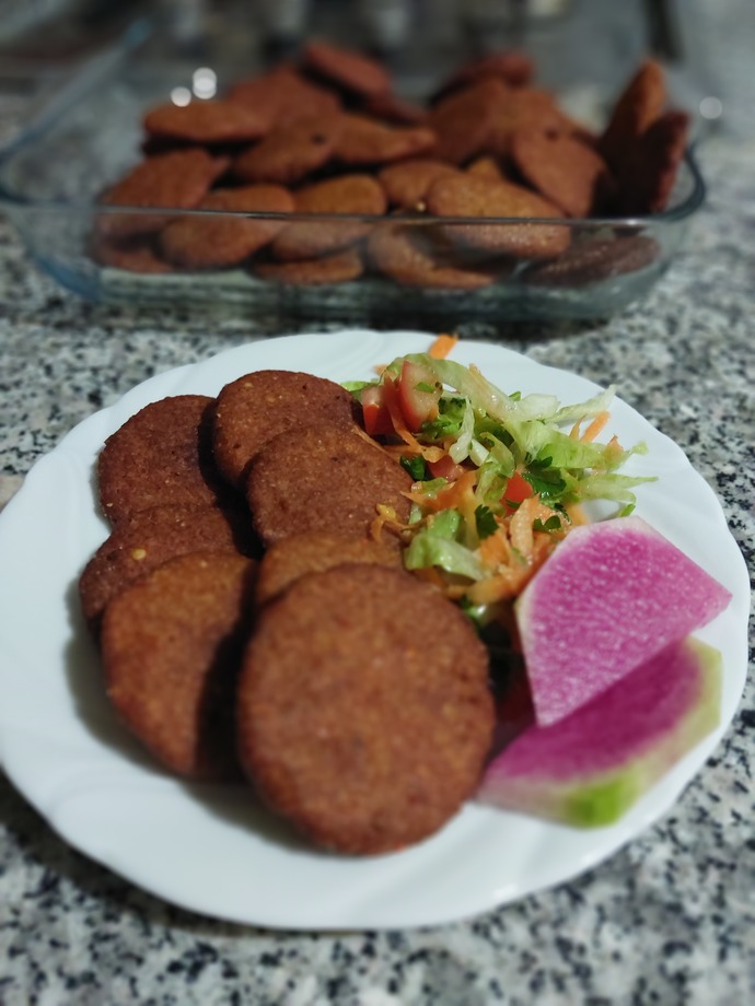Tavuklu bulgur (simit) köftesini denediniz mi?