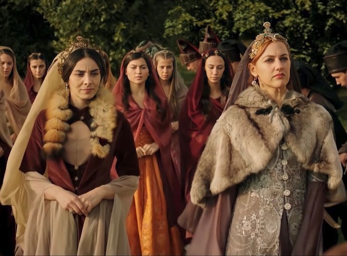 Osmanlı döneminde yaşasaydınız eşinizin sizden başka kızlarla beraber olmasını sindirebilir miydiniz?