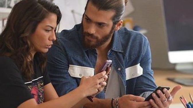 Sevgilinizin sosyal medyadan eklediği kişilerin kim olduğuna bakıyor musunuz?