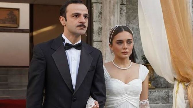 Sevgi zamanla azalır mı yoksa yok mu olur?