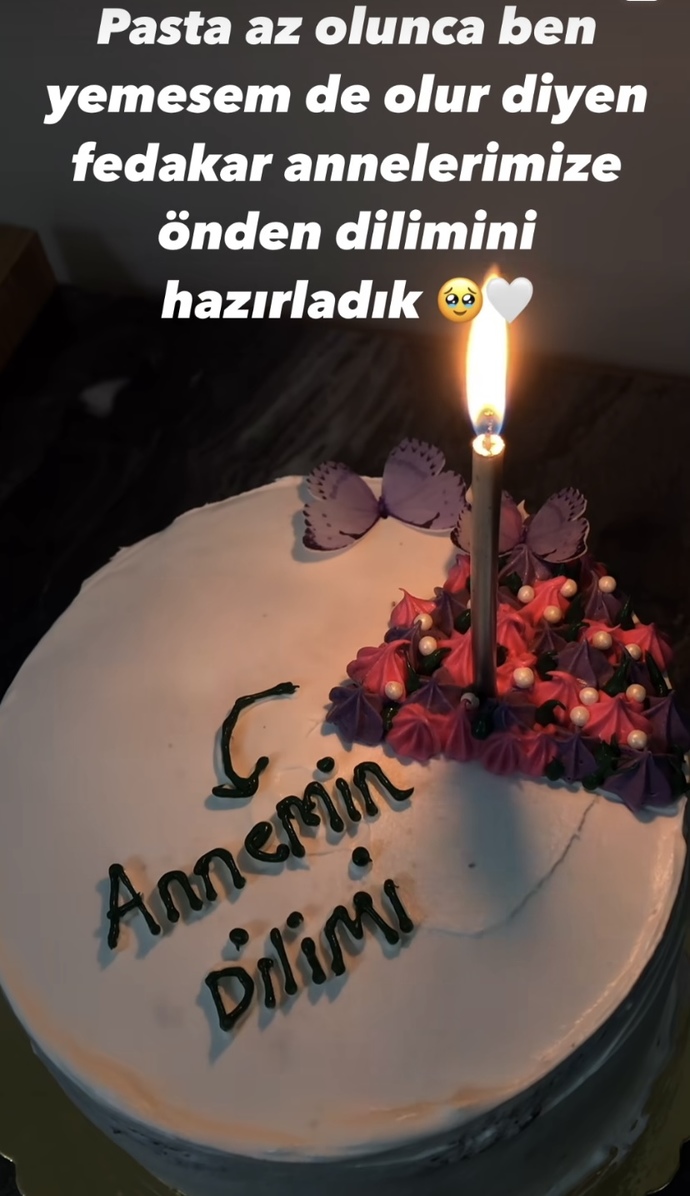 Neden pastadan en küçük dilimi anneler yer 🥲 ?