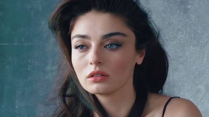 Kadını çekici yapan karakter, kişilik, beceri nedir?