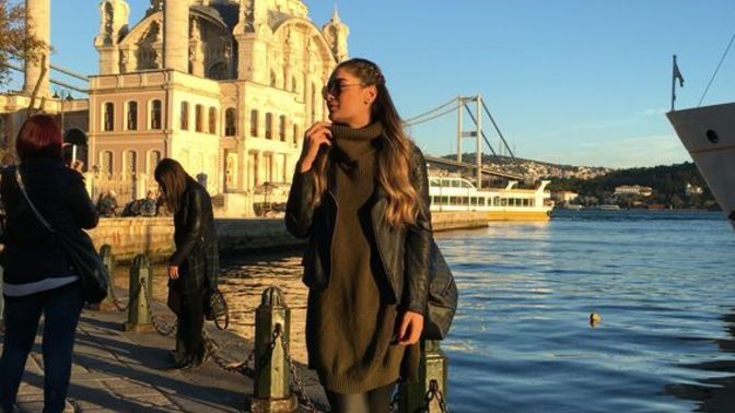 Sevgilim benden gezmek istedim diye ayrıldı. Haklı mı?