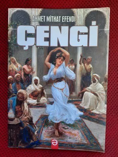 Kahve içmek istediğin kitap karakteri var mı?