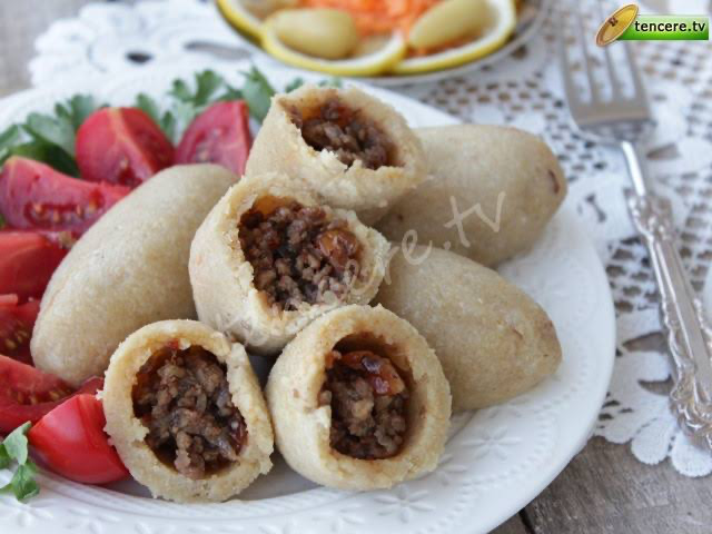 İçli köftenin lezzetlisi , haşlama mı olur yoksa kızartma mı?