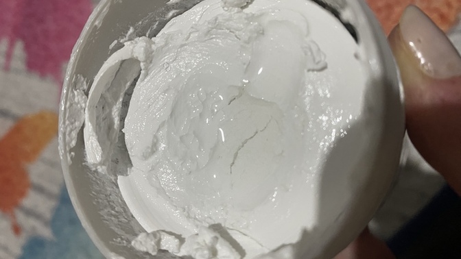Sudo crem aldım yüzüme iyi geliyor diye ancak tarihi geçmemiş ama sulanıyor sürekli napmam gerekir?