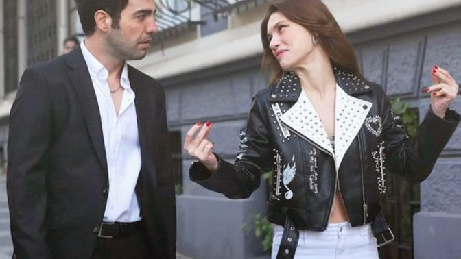 Erkek arkadaşım beni̇ i̇smi̇mle kaydetmiş, görmemi̇ istemedi. Sevmiyor mu?