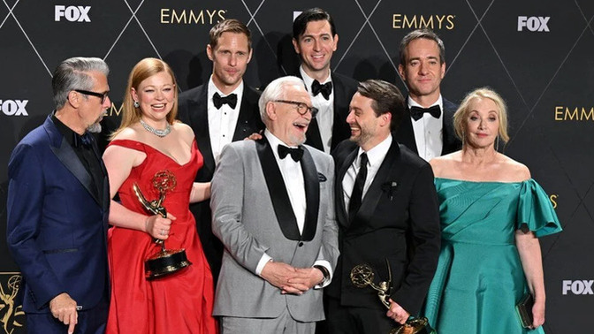75'inci Emmy Ödülleri sahiplerini buldu! Kazanan yapımlardan takip ettikleriniz var mı?